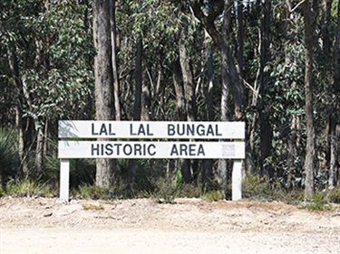 Lal Lal Bungal Historical Area