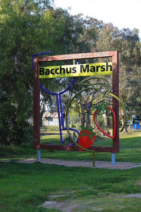Bacchus Marsh sign.jpg