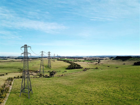 Emmas-farm-Transmission-lines.jpg