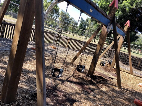 maddingley park.jpg
