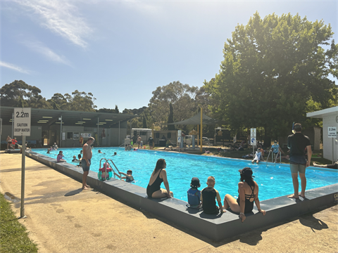 BOP Main Pool People