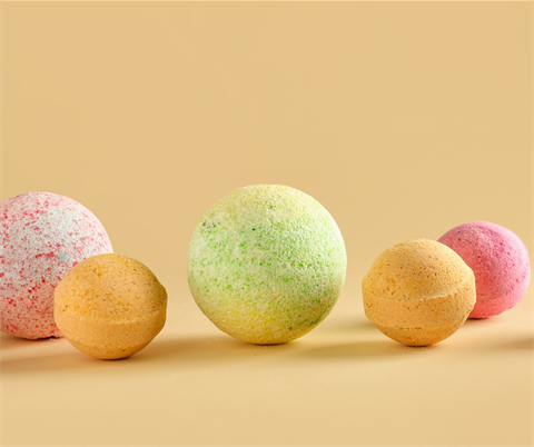 Galaxy bath fizzers.png